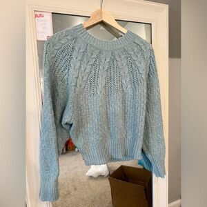 American Eagle sweater